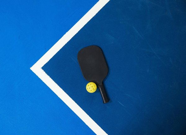 Raquettes de pickleball : performance et confort à chaque coup